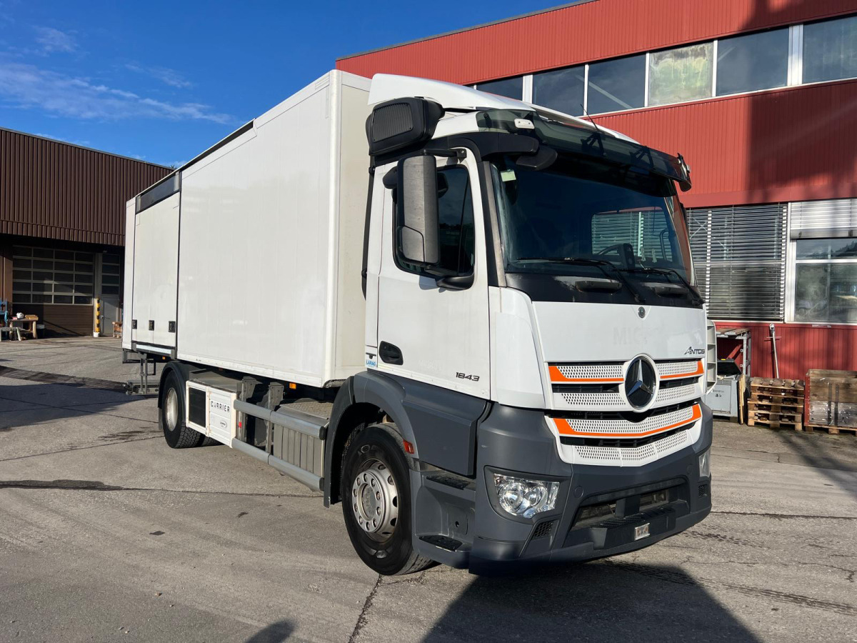 MERCEDES 4x Antos 1843 4x2 Kühler - Kravas automašīna refrižerators: foto 3 MERCEDES 4x Antos 1843 4x2 Kühler - Kravas automašīna refrižerators: foto 3