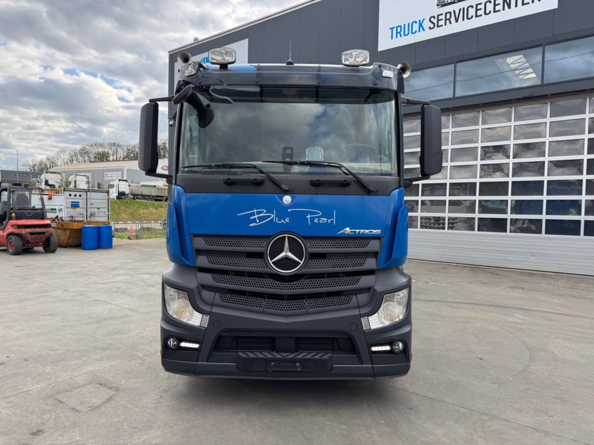 MERCEDES Actros 2545 6x2 - Šasija kravas automašīna: foto 2 MERCEDES Actros 2545 6x2 - Šasija kravas automašīna: foto 2