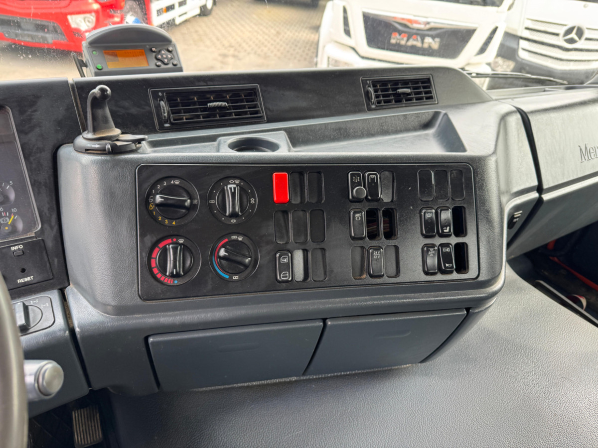 Kravas auto ar manipulatoru MERCEDES Actros 2653 V8 Hiab 135-4: foto 20