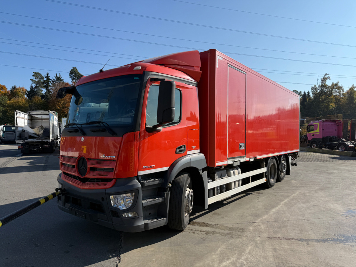 MERCEDES Antos 2540 6x2 (Engine defect) - Kravas automašīna ar slēgto virsbūvi: foto 1 MERCEDES Antos 2540 6x2 (Engine defect) - Kravas automašīna ar slēgto virsbūvi: foto 1