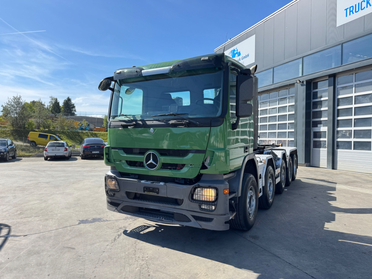 MERCEDES BENZ ACTROS 4448 - Pacēlājs ar āķi: foto 1 MERCEDES BENZ ACTROS 4448 - Pacēlājs ar āķi: foto 1