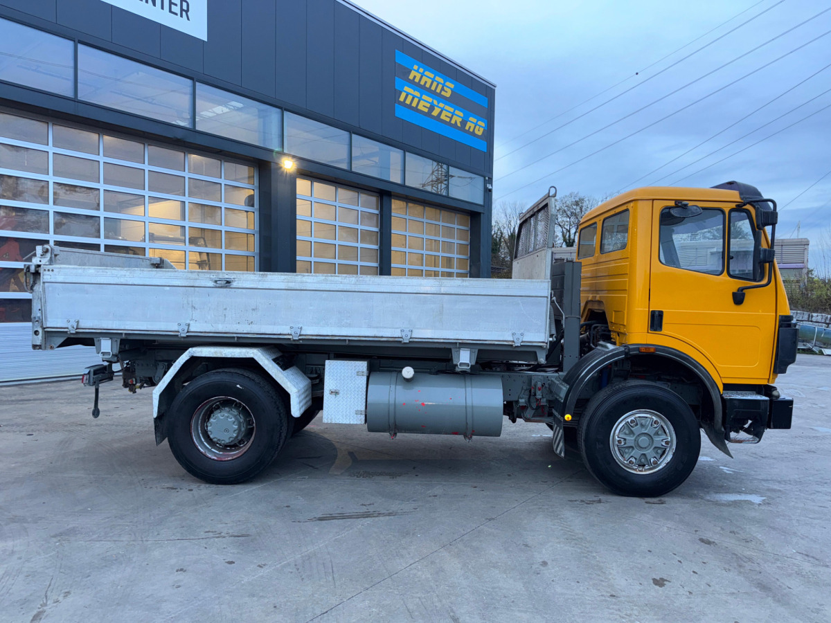 MERCEDES SK 1831 4x2 5m3 Kipper - Kravas automašīna pašizgāzējs: foto 5 MERCEDES SK 1831 4x2 5m3 Kipper - Kravas automašīna pašizgāzējs: foto 5