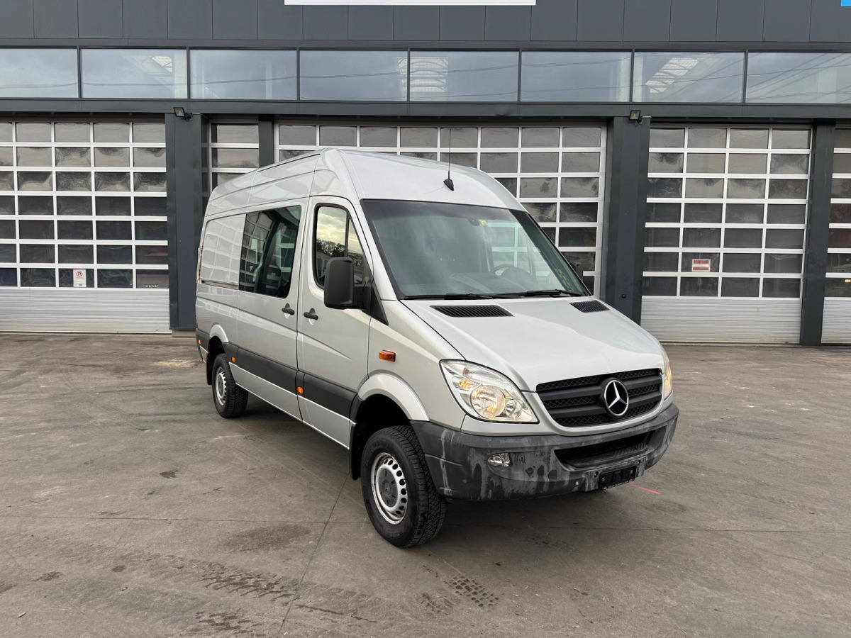 MERCEDES Sprinter 316CDI 4x4 - Kravas mikroautobuss: foto 2 MERCEDES Sprinter 316CDI 4x4 - Kravas mikroautobuss: foto 2