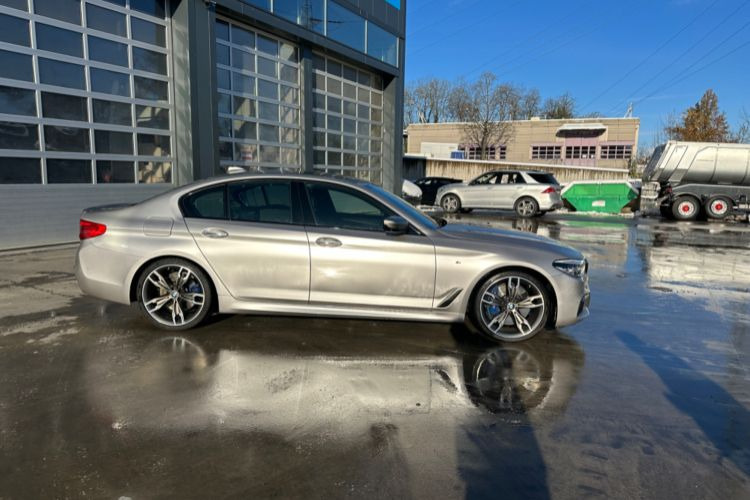 Marke | BMW M550D xDrive - Vieglā automašīna: foto 4 Marke | BMW M550D xDrive - Vieglā automašīna: foto 4