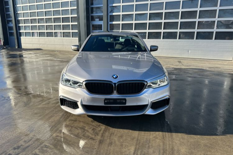 Marke | BMW M550D xDrive - Vieglā automašīna: foto 2 Marke | BMW M550D xDrive - Vieglā automašīna: foto 2