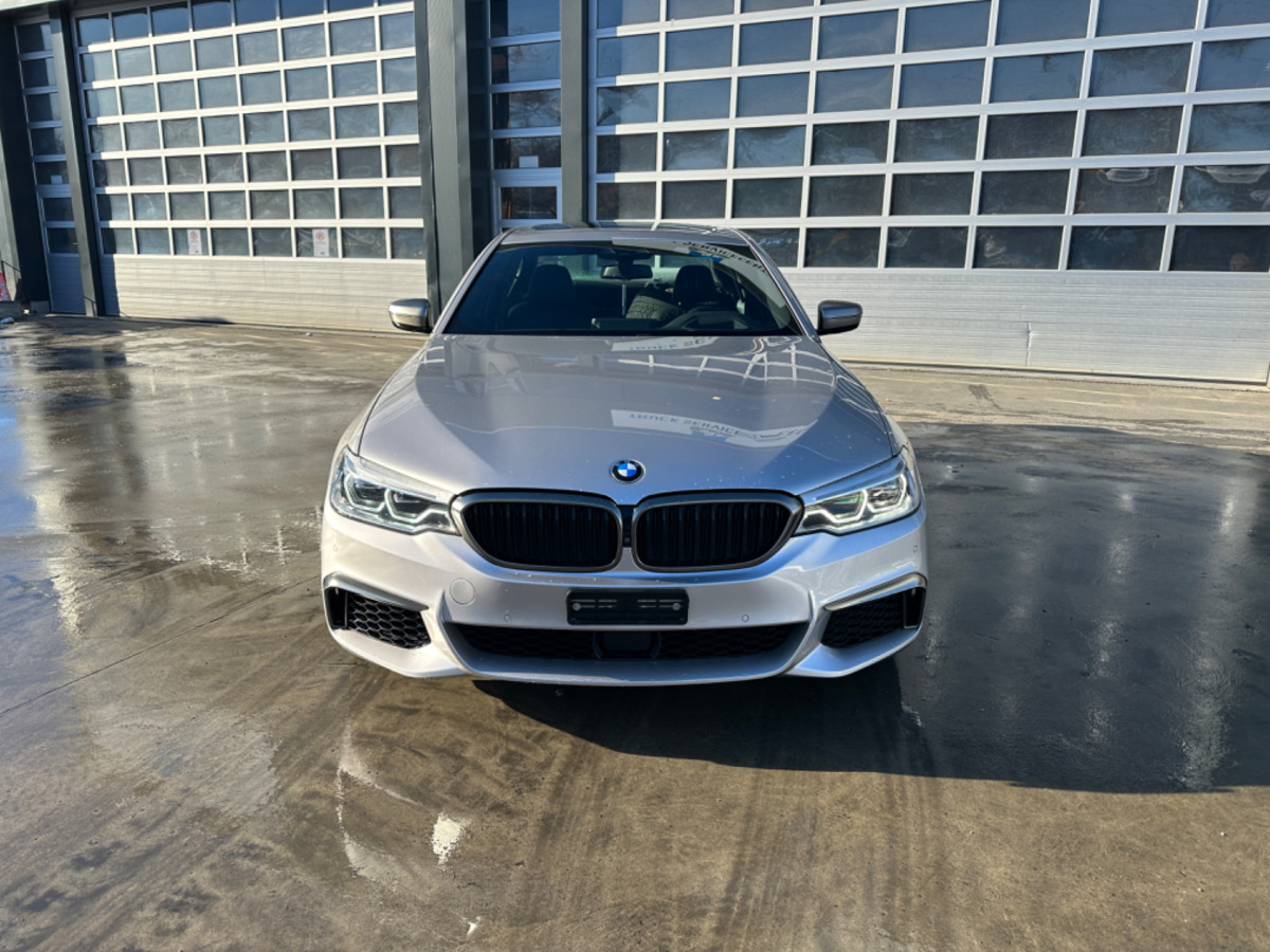 Marke BMW M550D xDrive - Sedans: foto 2 Marke BMW M550D xDrive - Sedans: foto 2