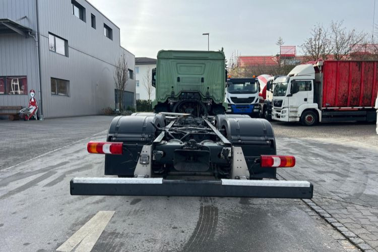 Mercedes-Benz Actros 2543 6x2 - Šasija kravas automašīna: foto 5 Mercedes-Benz Actros 2543 6x2 - Šasija kravas automašīna: foto 5