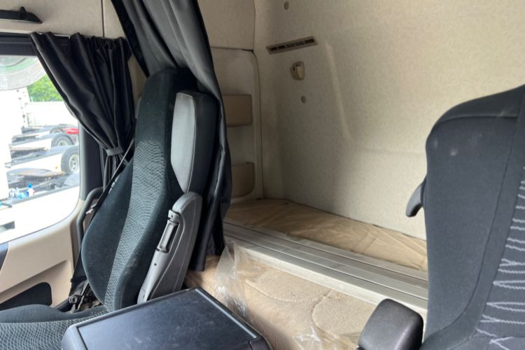 Šasija kravas automašīna Mercedes-Benz Actros 2543 6x2: foto 17