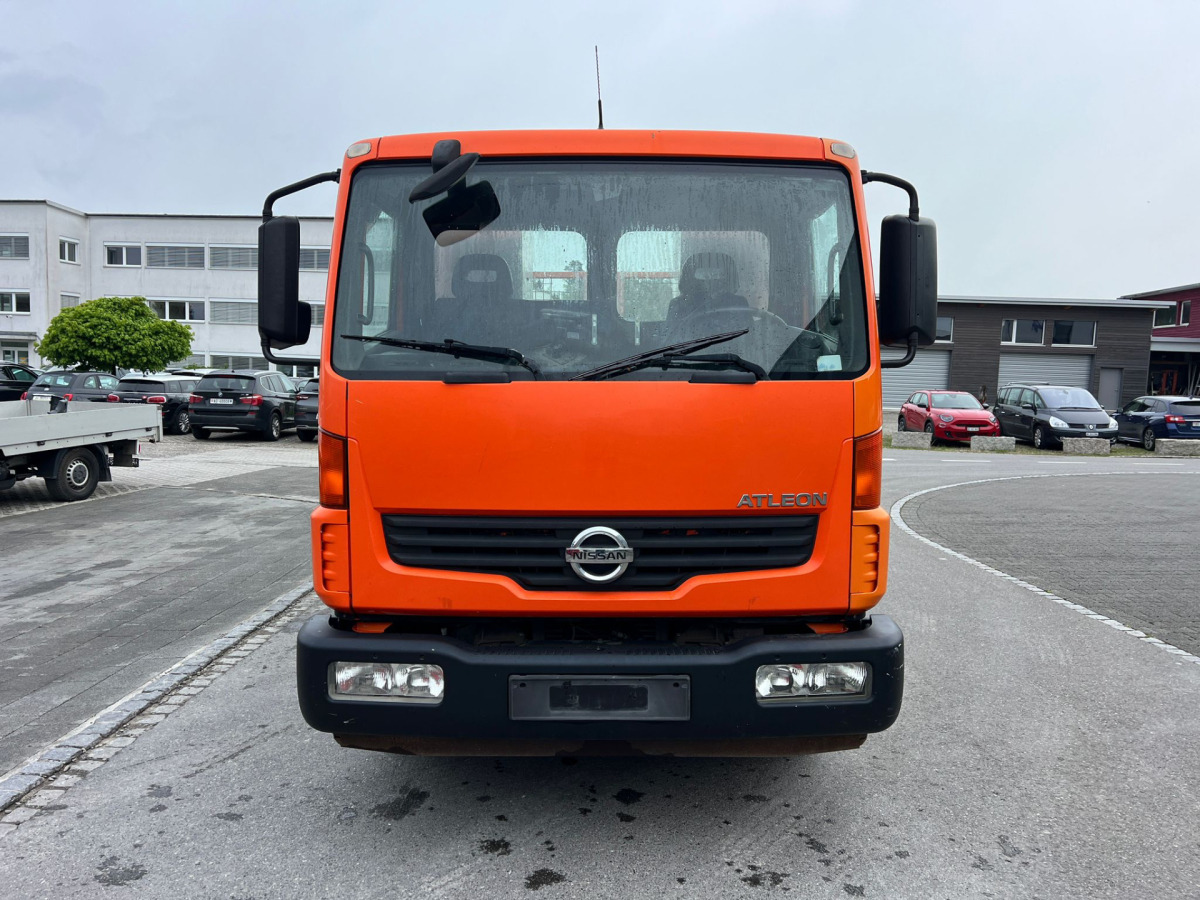 NISSAN Atleon 80.19 4x2 Hooklift - Pacēlājs ar āķi: foto 3 NISSAN Atleon 80.19 4x2 Hooklift - Pacēlājs ar āķi: foto 3