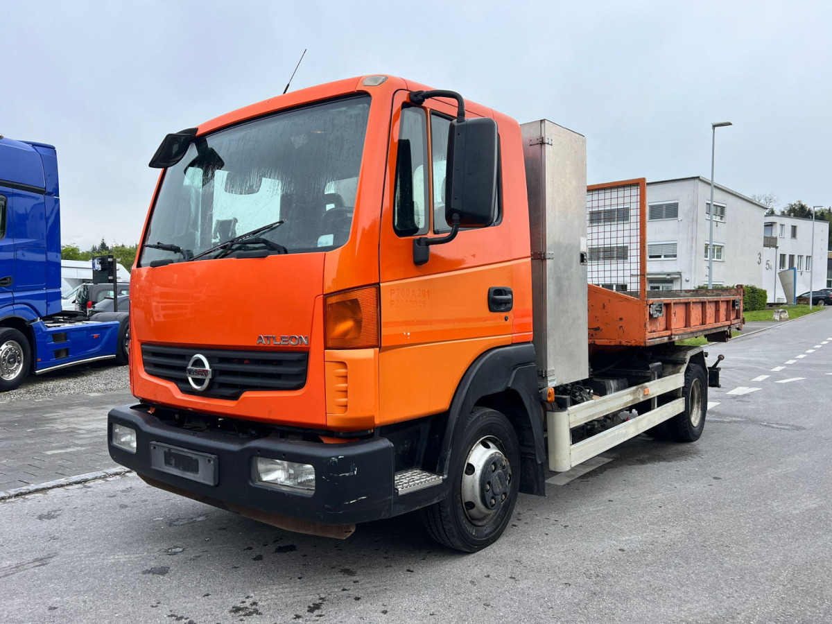 NISSAN Atleon 80.19 4x2 Hooklift - Pacēlājs ar āķi: foto 2 NISSAN Atleon 80.19 4x2 Hooklift - Pacēlājs ar āķi: foto 2