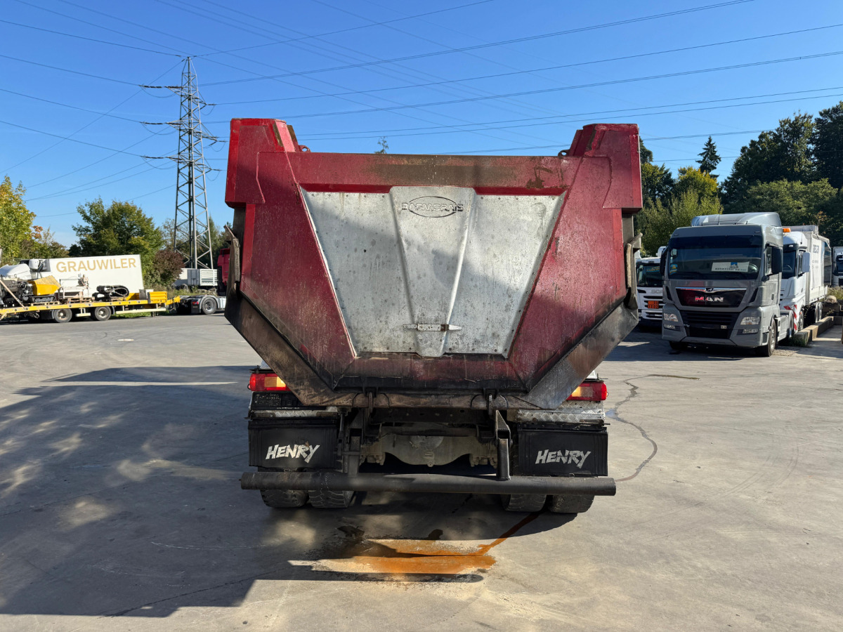 Pacēlājs ar āķi RENAULT C520 10x4 Abschiebemulde (no tipper): foto 6 Pacēlājs ar āķi RENAULT C520 10x4 Abschiebemulde (no tipper): foto 6