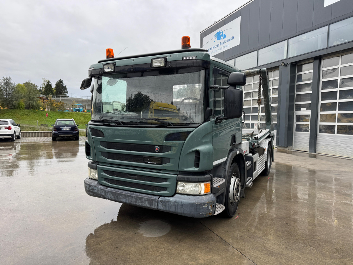 SCANIA P320 4x2 Trösch - Būvgružu konteineru vedējs: foto 1 SCANIA P320 4x2 Trösch - Būvgružu konteineru vedējs: foto 1