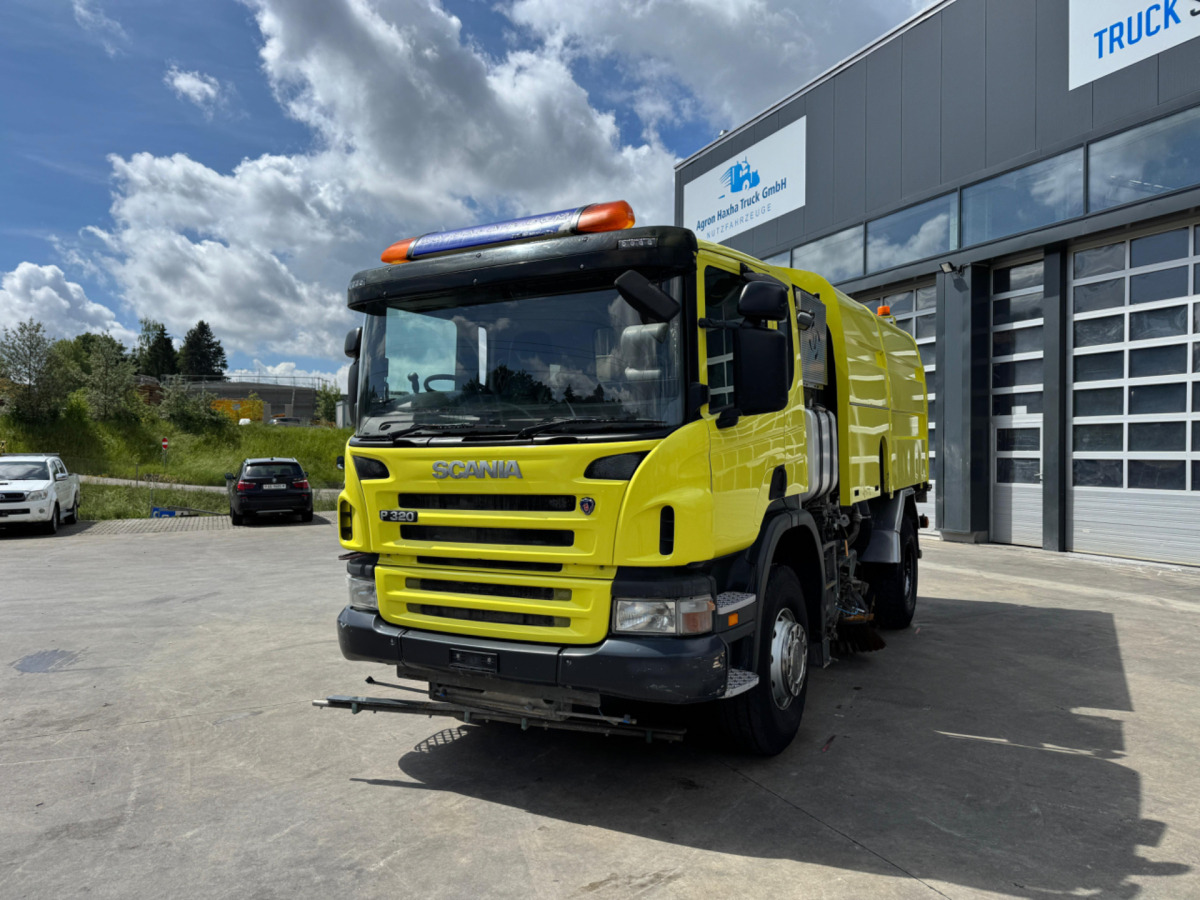SCANIA P320 4x2 Val-Air Kehrmaschine - Ielu tīrīšanas mašīna: foto 1 SCANIA P320 4x2 Val-Air Kehrmaschine - Ielu tīrīšanas mašīna: foto 1