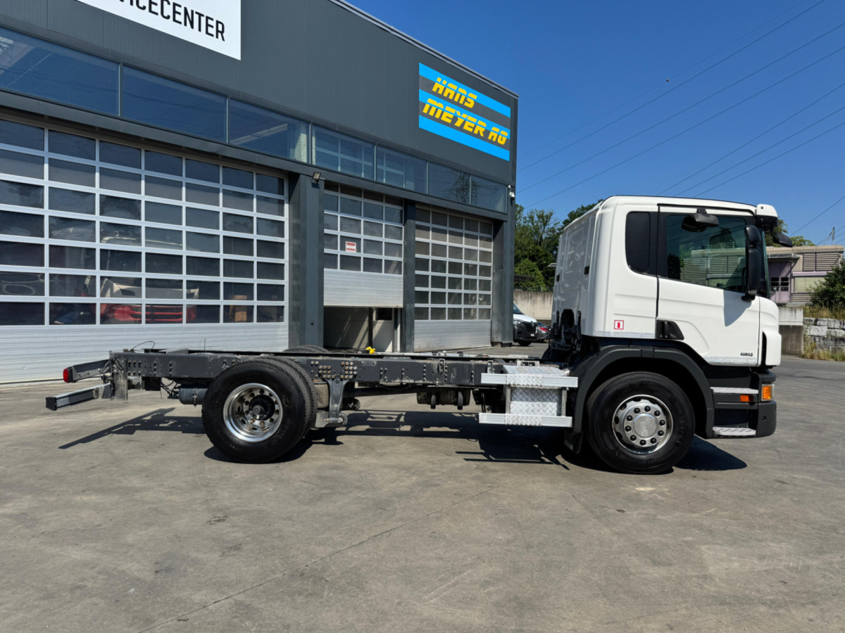 SCANIA P400 4x2 Chassis - Šasija kravas automašīna: foto 4 SCANIA P400 4x2 Chassis - Šasija kravas automašīna: foto 4