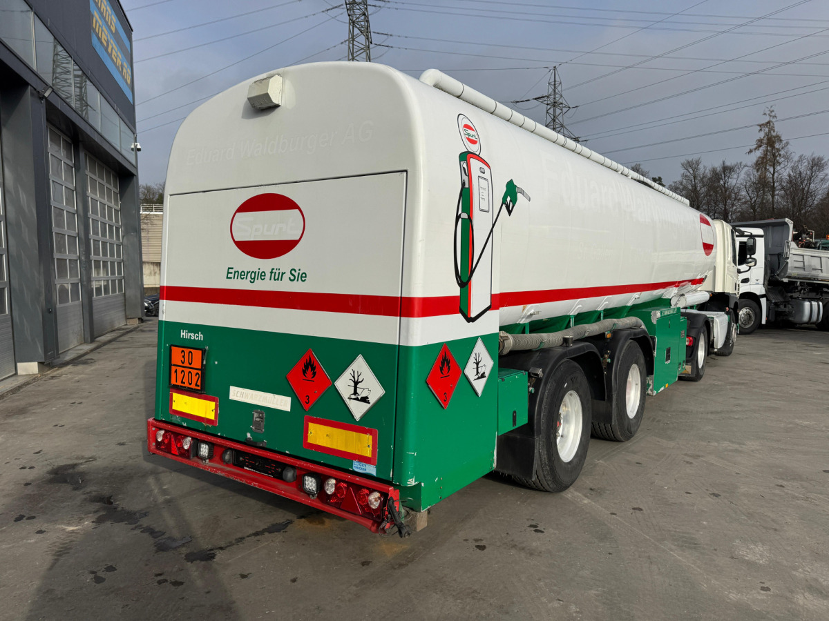 SCHWARZMÜLLER Tank 32'770L 3 Kammern - Puspiekabe cisterna: foto 4 SCHWARZMÜLLER Tank 32'770L 3 Kammern - Puspiekabe cisterna: foto 4