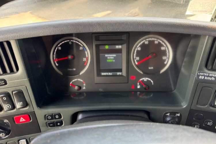 Kravas automašīna pašizgāzējs Scania G360 4x2 Gergen: foto 14