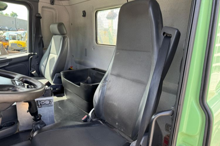 Kravas automašīna pašizgāzējs Scania G360 4x2 Gergen: foto 11
