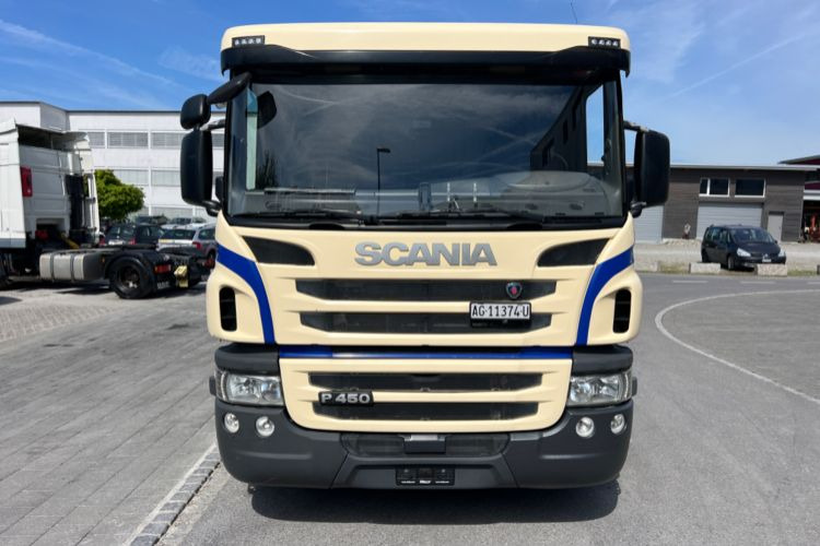 Scania P450 10x4 - Šasija kravas automašīna: foto 2 Scania P450 10x4 - Šasija kravas automašīna: foto 2