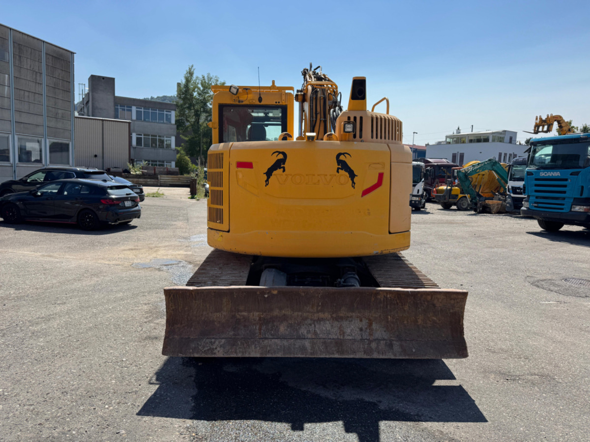 VOLVO ECR145DL Oilquick - Kāpurķēžu ekskavators: foto 5 VOLVO ECR145DL Oilquick - Kāpurķēžu ekskavators: foto 5