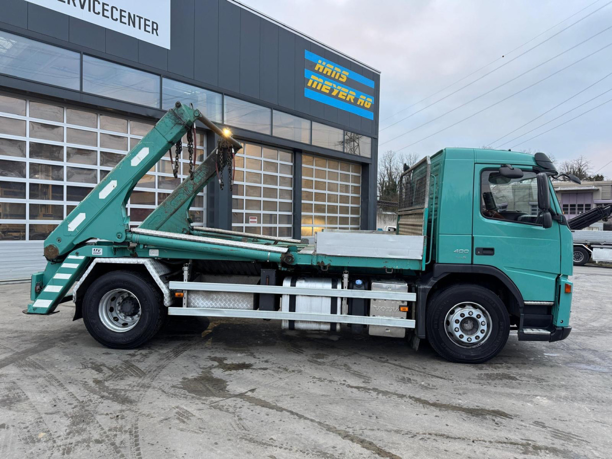 VOLVO FM-400 4x2 UT GIGANT 18T - Būvgružu konteineru vedējs: foto 4 VOLVO FM-400 4x2 UT GIGANT 18T - Būvgružu konteineru vedējs: foto 4