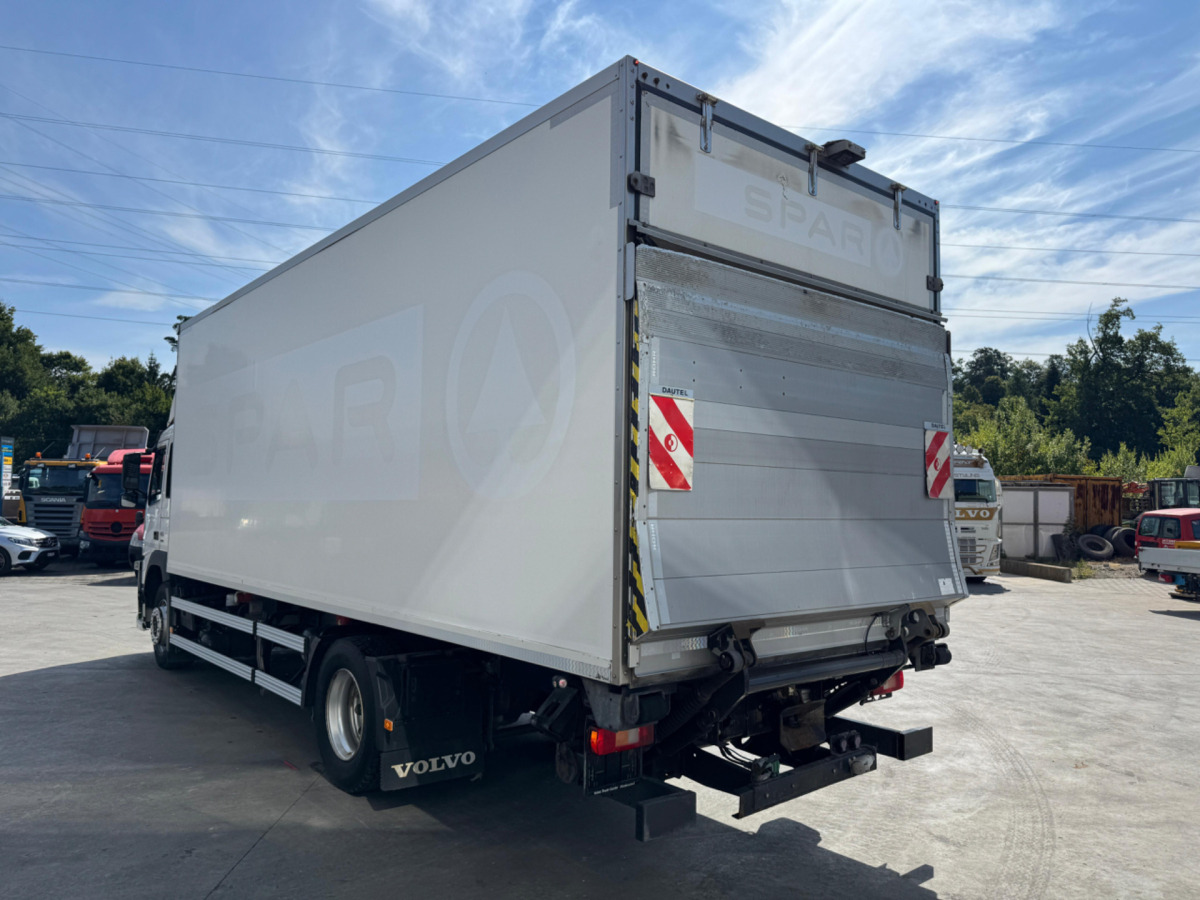 VOLVO FM-410 4x2 Carrier Supra 750 - Kravas automašīna refrižerators: foto 5 VOLVO FM-410 4x2 Carrier Supra 750 - Kravas automašīna refrižerators: foto 5