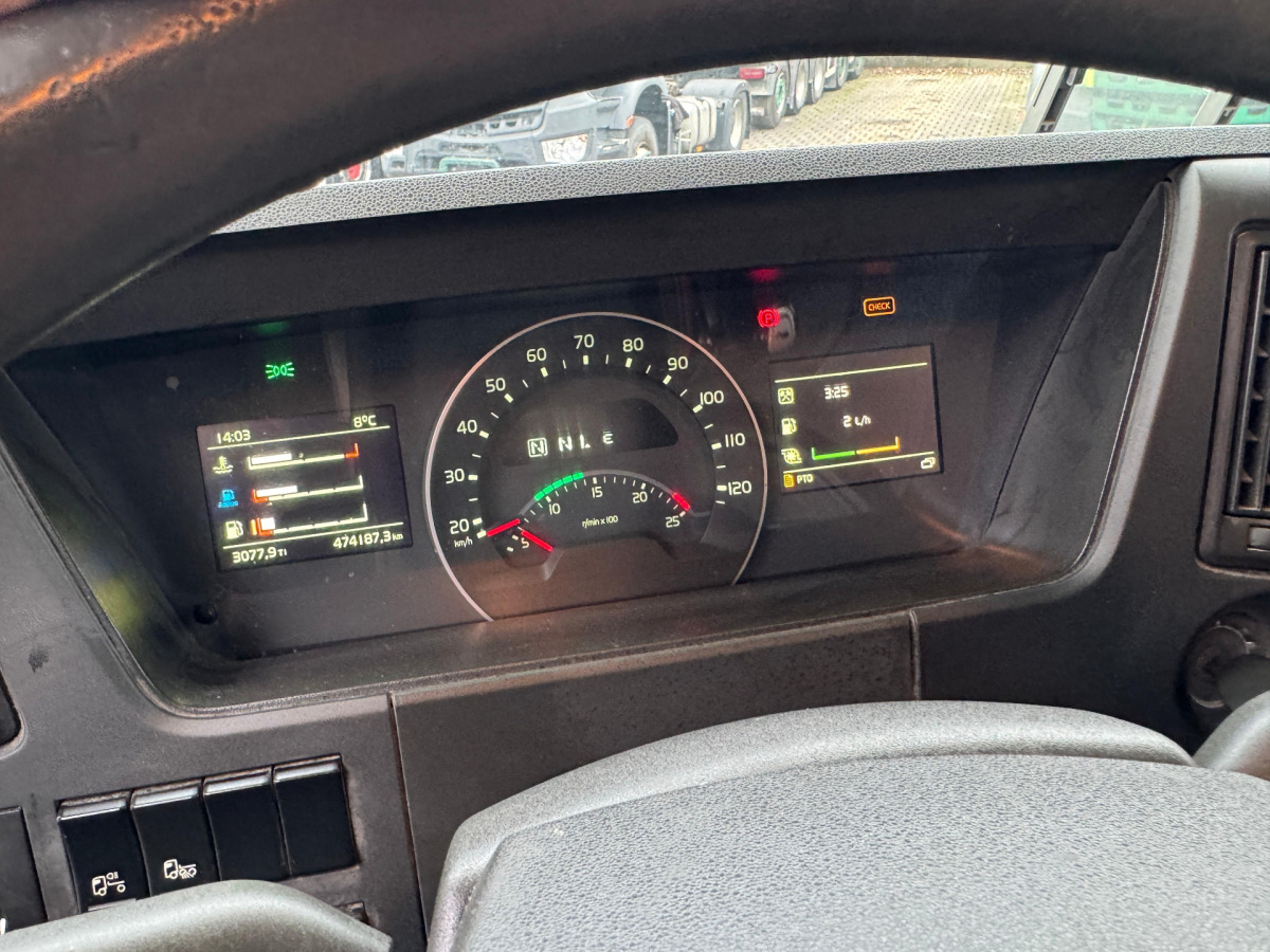 Kravas automašīna pašizgāzējs VOLVO FMX-540 10x4 Moser 2S: foto 18 Kravas automašīna pašizgāzējs VOLVO FMX-540 10x4 Moser 2S: foto 18