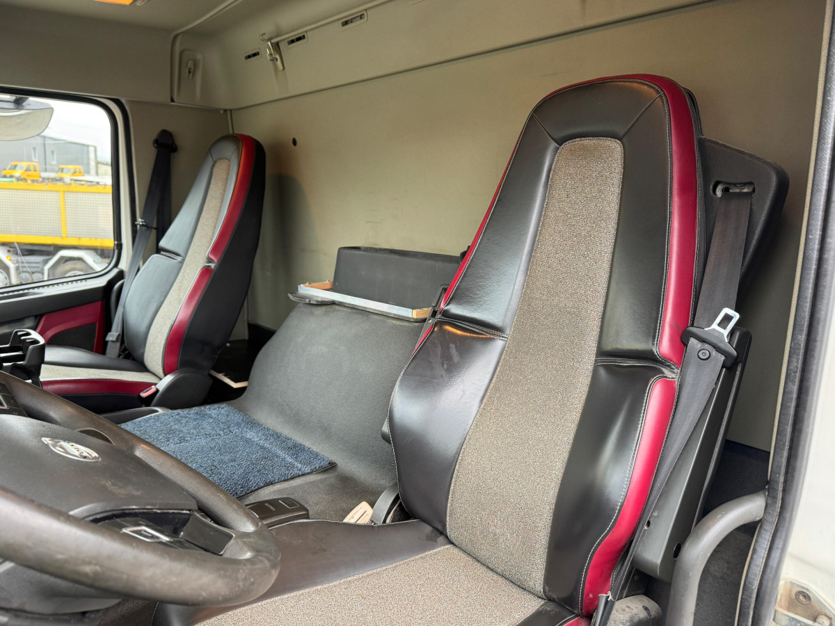 Kravas automašīna pašizgāzējs VOLVO FMX-540 10x4 Moser 2S: foto 17 Kravas automašīna pašizgāzējs VOLVO FMX-540 10x4 Moser 2S: foto 17