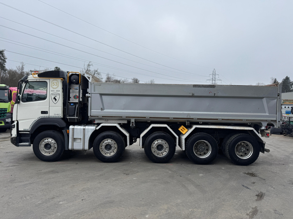 Kravas automašīna pašizgāzējs VOLVO FMX-540 10x4 Moser 2S: foto 9 Kravas automašīna pašizgāzējs VOLVO FMX-540 10x4 Moser 2S: foto 9