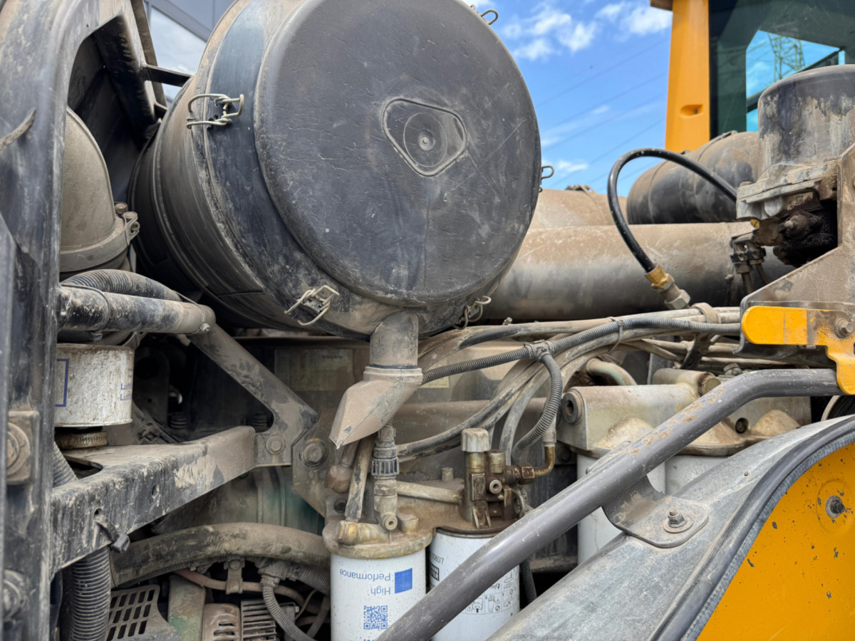 VOLVO L180G līzingu VOLVO L180G: foto 11