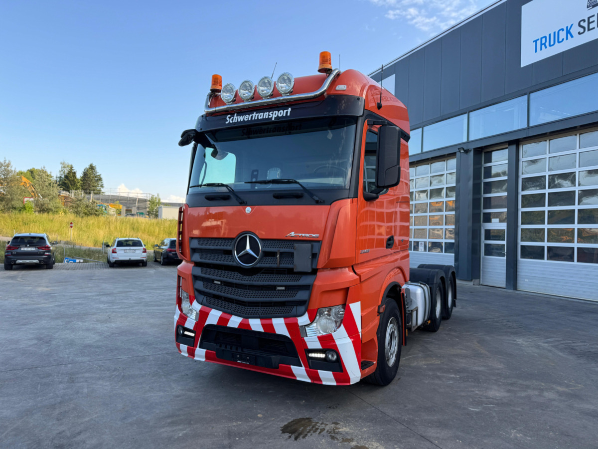MERCEDES Actros 3358 6x4 120T - Vilcējs: foto 1 MERCEDES Actros 3358 6x4 120T - Vilcējs: foto 1