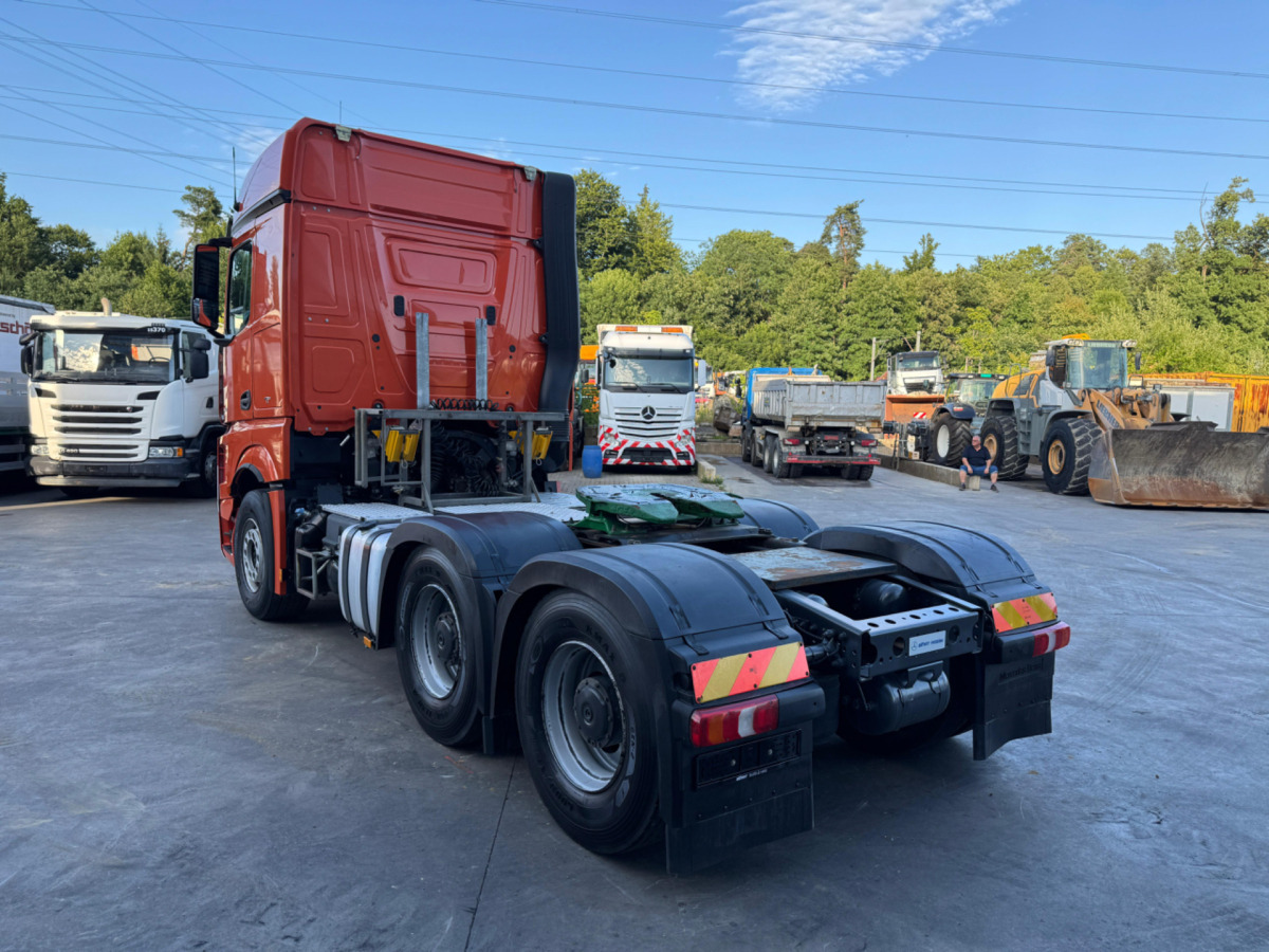 Vilcējs MERCEDES Actros 3358 6x4 120T: foto 7