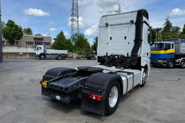 Mercedes-Benz Actros 1848 4x2 - Vilcējs: foto 5 Mercedes-Benz Actros 1848 4x2 - Vilcējs: foto 5