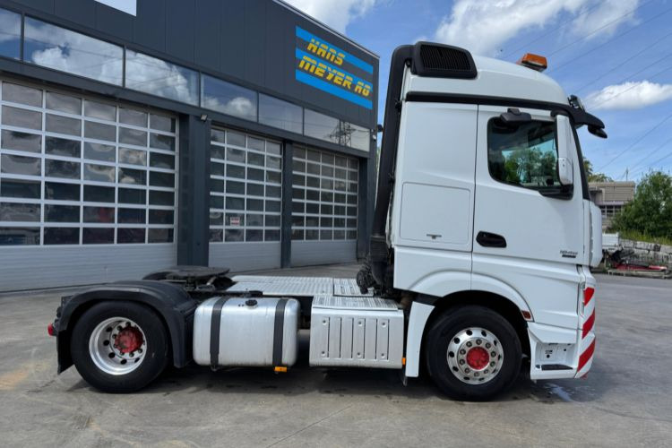 Mercedes-Benz Actros 1848 4x2 - Vilcējs: foto 4 Mercedes-Benz Actros 1848 4x2 - Vilcējs: foto 4