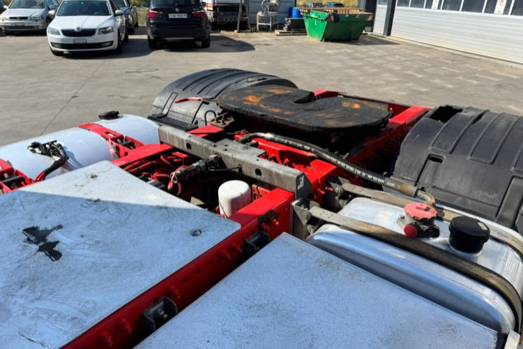 Vilcējs Volvo FH-500 4x2T Hydraulik: foto 10