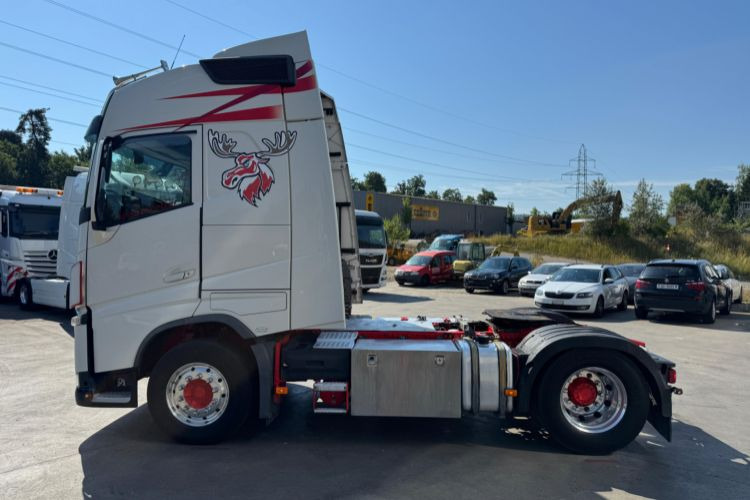 Vilcējs Volvo FH-500 4x2T Hydraulik: foto 8