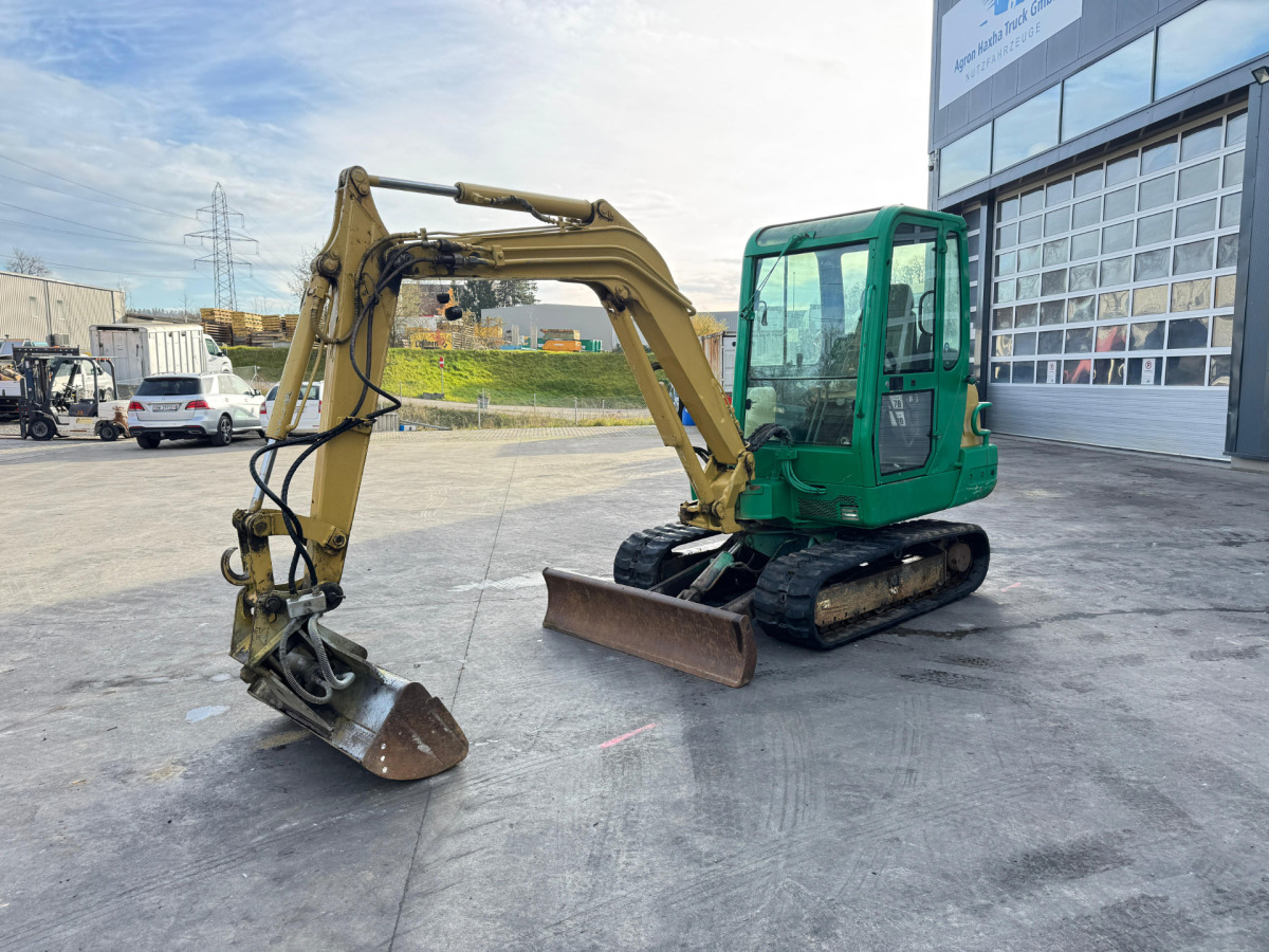 YANMAR B37-2A 3x Schaufeln - Kāpurķēžu ekskavators: foto 1 YANMAR B37-2A 3x Schaufeln - Kāpurķēžu ekskavators: foto 1