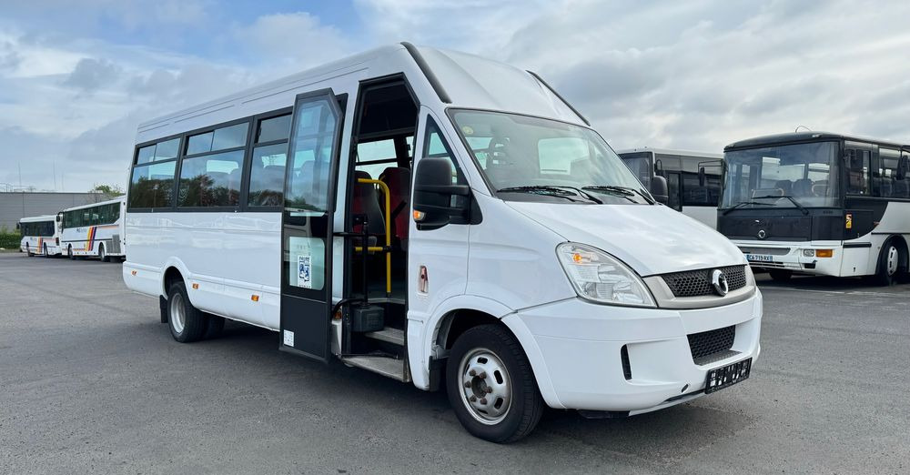 Irisbus Iveco Daily / 23 miejsca / Cena 87000 zł netto - Mikroautobuss, Pasažieru furgons: foto 1 Irisbus Iveco Daily / 23 miejsca / Cena 87000 zł netto - Mikroautobuss, Pasažieru furgons: foto 1