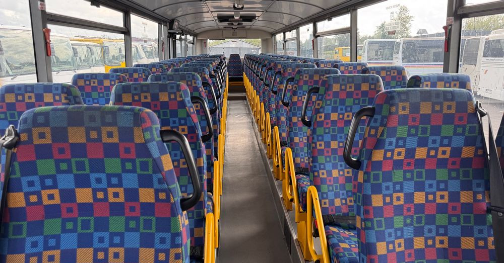 Piepilsētas autobuss Irisbus Recreo / 64 miejsc / ŁADNY/ Cena:32000zł netto: foto 8