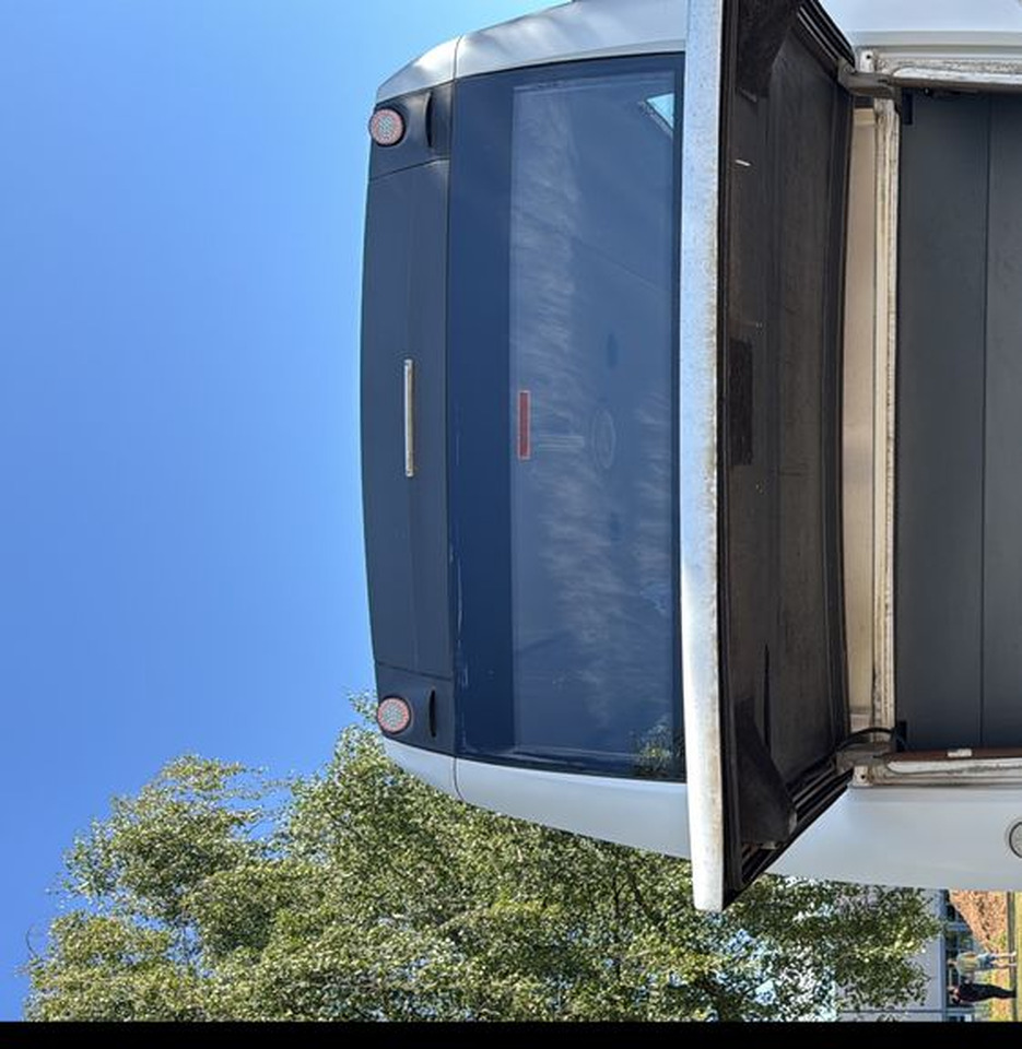 Iveco Wing/ 33 miejsca /mała klima /Cena:178000 zł netto - Mikroautobuss, Pasažieru furgons: foto 4 Iveco Wing/ 33 miejsca /mała klima /Cena:178000 zł netto - Mikroautobuss, Pasažieru furgons: foto 4