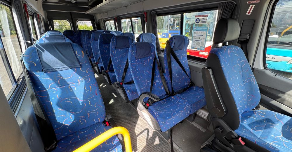 Mikroautobuss, Pasažieru furgons Volkswagen Crafter / KLIMATYZACJA / 23 miejsca / 128000km przebieg !!/ Cena:139000 zł netto: foto 16