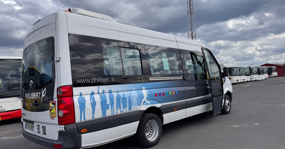 Volkswagen Crafter / KLIMATYZACJA / 23 miejsca / 128000km przebieg !!/ Cena:139000 zł netto - Mikroautobuss, Pasažieru furgons: foto 2 Volkswagen Crafter / KLIMATYZACJA / 23 miejsca / 128000km przebieg !!/ Cena:139000 zł netto - Mikroautobuss, Pasažieru furgons: foto 2