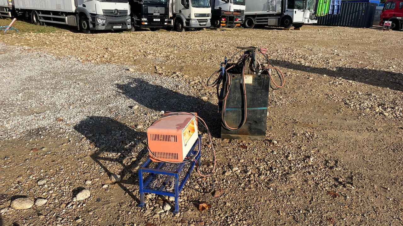 - Celtniecības maisītājs: foto 2 - Celtniecības maisītājs: foto 2