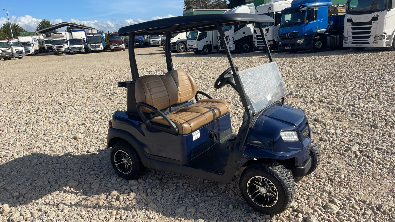 BRADSHAW CLUB CAR - Golfa mašīna: foto 1 BRADSHAW CLUB CAR - Golfa mašīna: foto 1