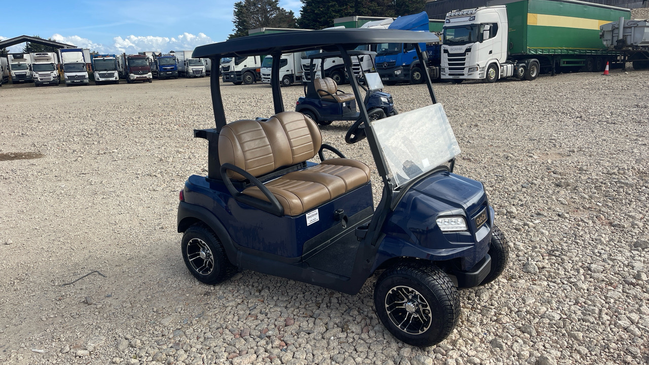 BRADSHAW CLUB CAR - Golfa mašīna: foto 1 BRADSHAW CLUB CAR - Golfa mašīna: foto 1