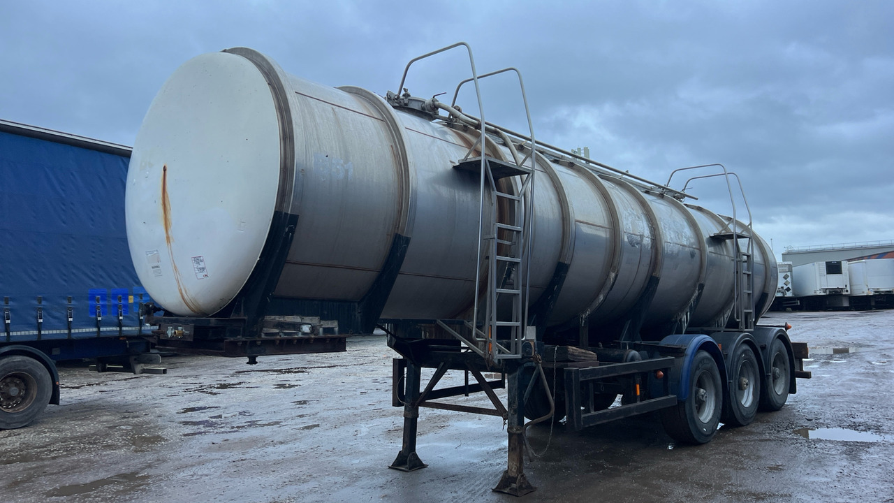 CRANE FRUEHAUF - Puspiekabe cisterna: foto 3 CRANE FRUEHAUF - Puspiekabe cisterna: foto 3