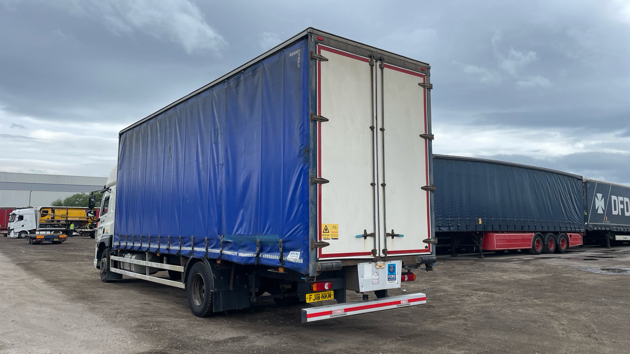 DAF CF 260 - Kravas automašīna ar tentu: foto 3 DAF CF 260 - Kravas automašīna ar tentu: foto 3
