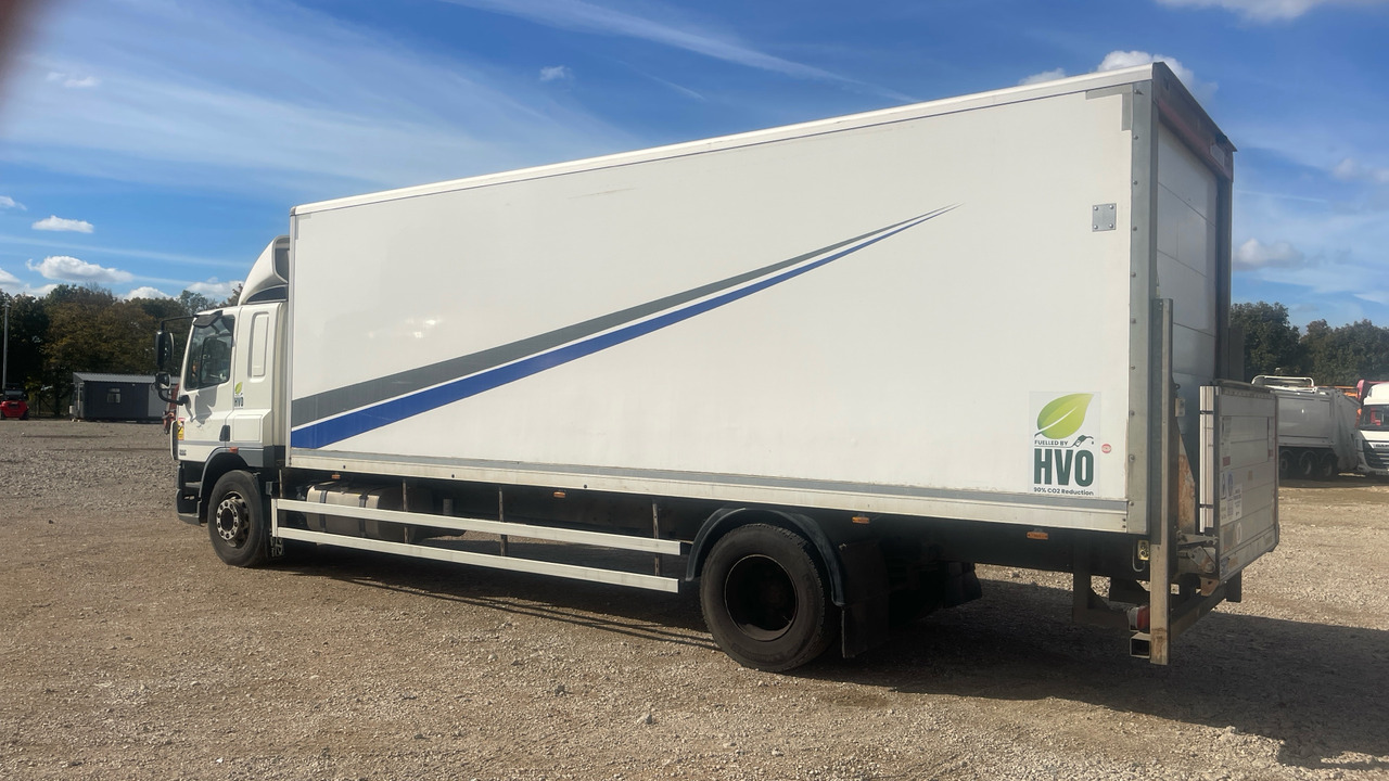 DAF CF 65.220 - Kravas automašīna ar slēgto virsbūvi: foto 3 DAF CF 65.220 - Kravas automašīna ar slēgto virsbūvi: foto 3