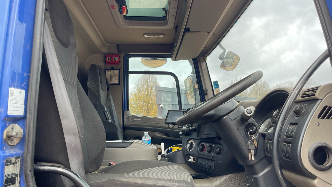 DAF CF 85.360 - Pacēlājs ar āķi: foto 5 DAF CF 85.360 - Pacēlājs ar āķi: foto 5