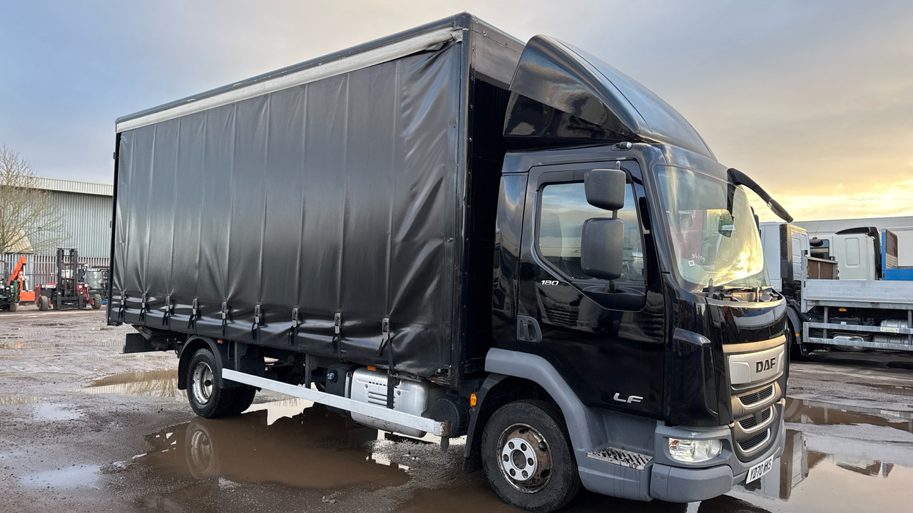 DAF LF 180 - Kravas automašīna ar tentu: foto 1 DAF LF 180 - Kravas automašīna ar tentu: foto 1