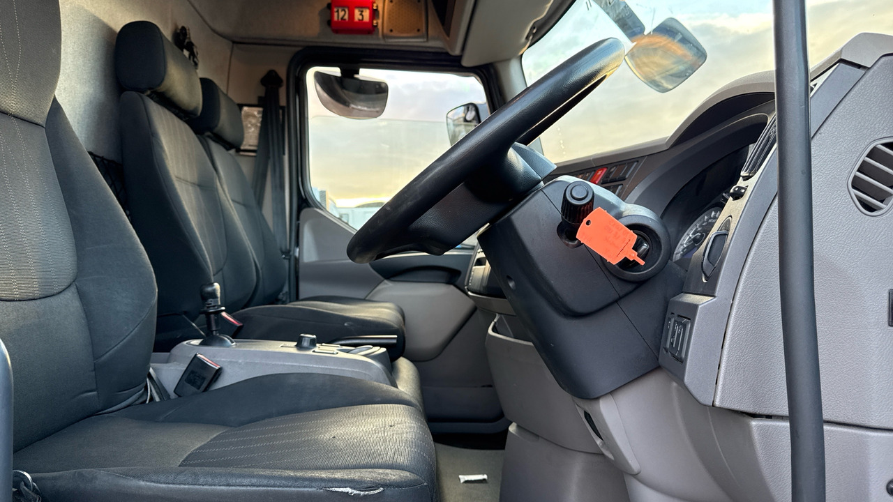 DAF LF 180 - Kravas automašīna ar tentu: foto 5 DAF LF 180 - Kravas automašīna ar tentu: foto 5